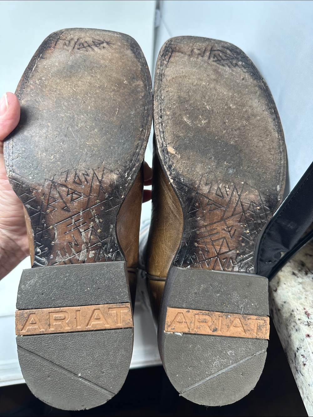 Ariat Boots Size 10B - Picture 7 of 7